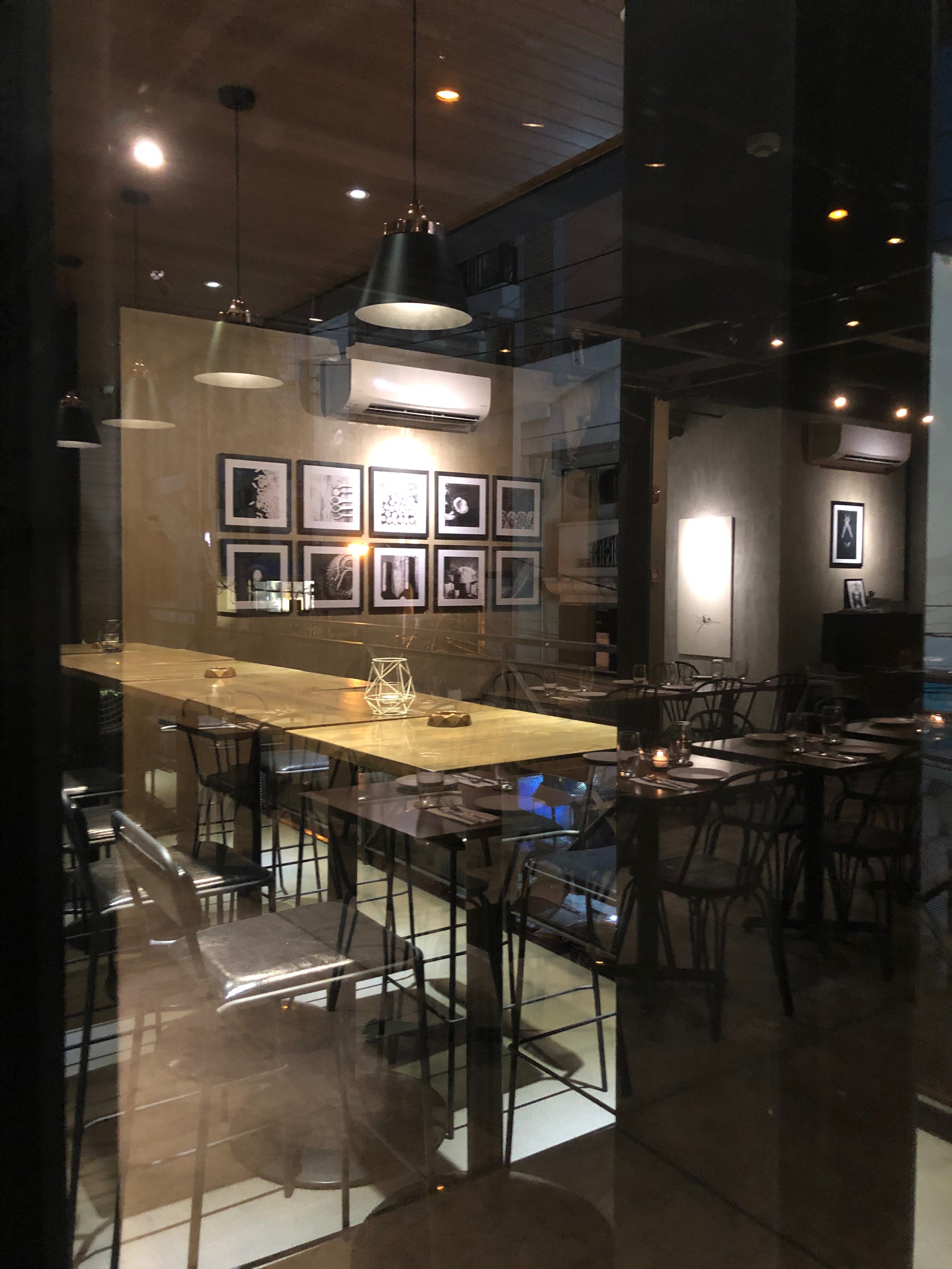 Mijo outdoor seating area